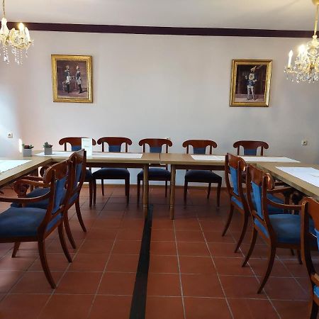 Der Heurige Im Gasthaus Zum Loewen Freising Exteriör bild