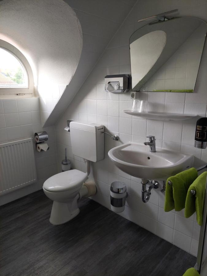 Der Heurige Im Gasthaus Zum Loewen Freising Exteriör bild